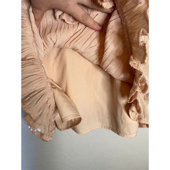 Anthropologie | Peach Color Spaghetti Strap Iridescent Sequin Ruffle Top Size 6 - Picture 3 of 4